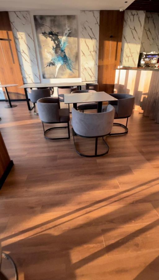 Esbjerg Hotel Влёра Экстерьер фото